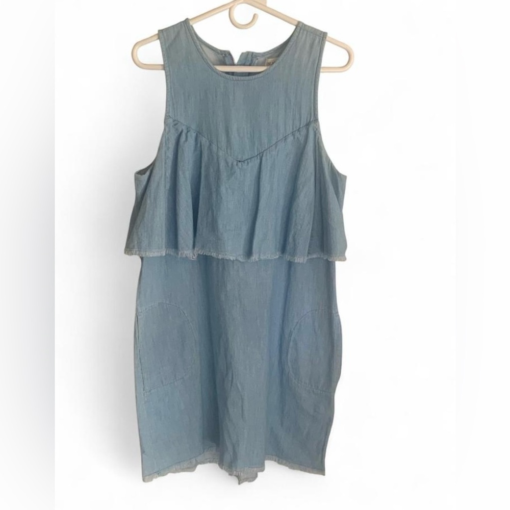 Blank NYC Washed Blue Sleeveless Ruffle Shift Dress lagenlook chambray size M